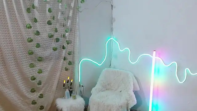 misslyncher online show from 11-22-25, 11:25