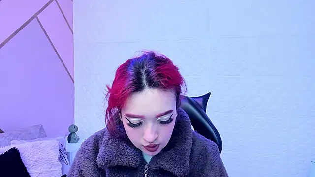 Dakkotta   online show from 11-18-25, 03:26