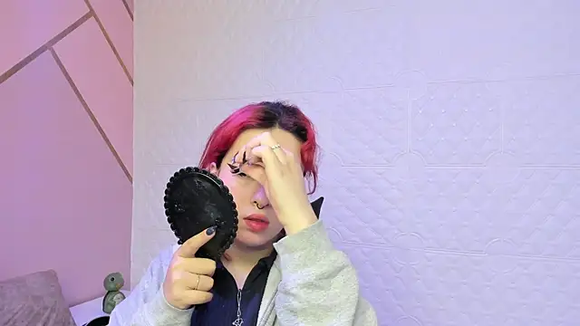 Dakkotta   online show from 11-24-25, 02:39