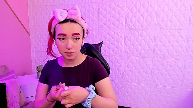 Dakkotta   online show from 12-02-25, 04:58