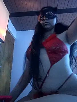 Lunaescarlataa online show from 11-08-25, 07:50