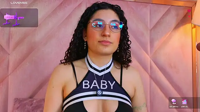 DemiJones  online show from 05-22-26, 04:43
