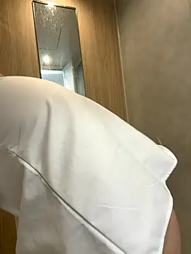 MISIRINN online show from 12-19-25, 12:29