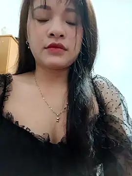 Snapshot of jerry-babe chatting on 11-14-25, 04:49 jerry-babe online show from 11-14-25, 04:49