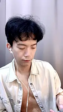 CouplingCry online show from 06-17-26, 04:45