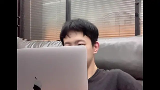 CouplingCry online show from 11-29-25, 02:17