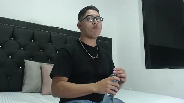 DanteVoss online show from 11-07-25, 03:33