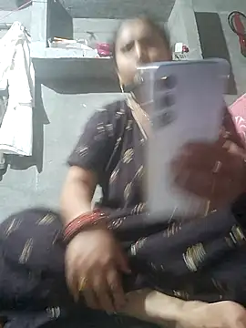 Snapshot of ZANUUA chatting on 11-15-25, 06:45 ZANUUA online show from 11-15-25, 06:45