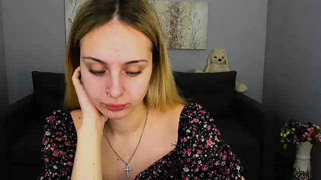 Snapshot of Tina_Jonesi chatting on 11-09-25, 06:39 Tina Jonesi online show from 11-09-25, 06:39