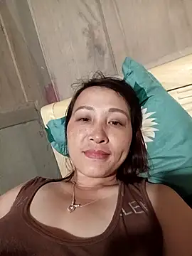 Missa-kute20 online show from 04-14-26, 03:28