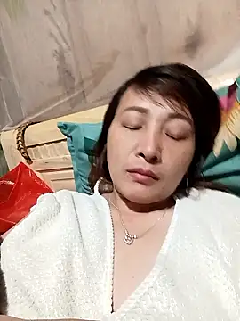 Missa-kute20 online show from 01-15-26, 05:44