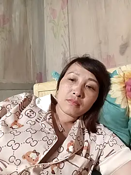 Missa-kute20 online show from 04-16-26, 02:18