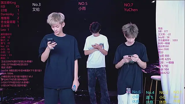 AAA-winner online show from 06-10-26, 02:46