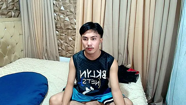 Urloverhardcock online show from 05-12-26, 12:44