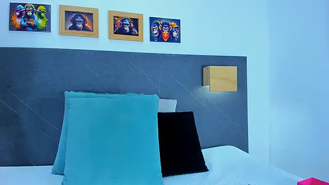 Andhrea Vale online show from 03-19-26, 12:16