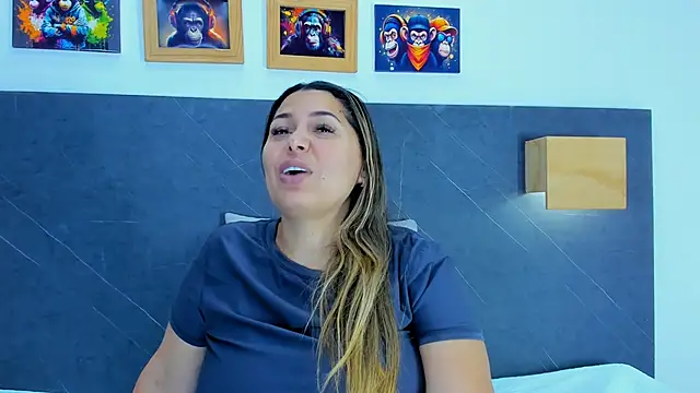 Andhrea Vale online show from 03-24-26, 12:27