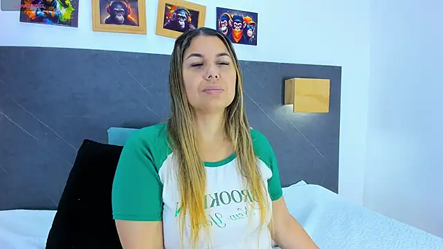 Andhrea Vale online show from 02-04-26, 11:49