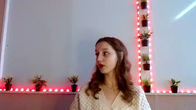 Curlyyy Girl online show from 11-10-25, 12:10