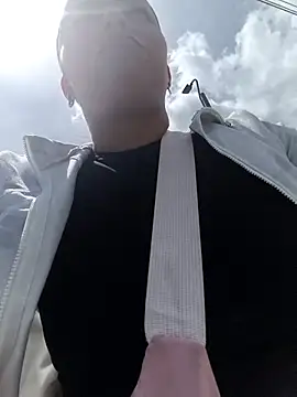 ALEJA  22 online show from 04-10-26, 03:19