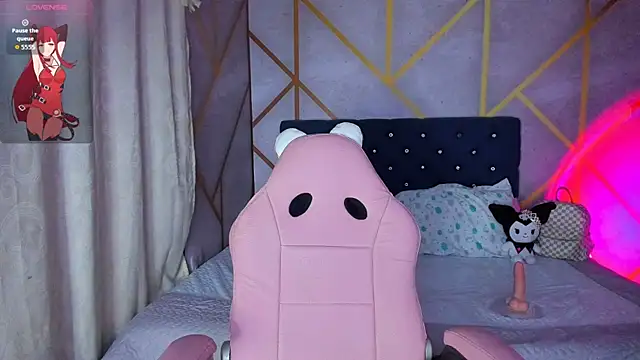  vaiolet owo online show from 03-04-26, 08:00