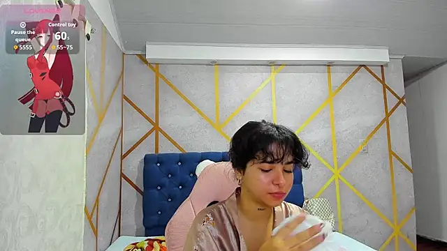  vaiolet owo online show from 02-07-26, 05:15