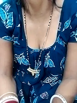 Snapshot of Ragini-hot chatting on 11-12-25, 10:41 Ragini-hot online show from 11-12-25, 10:41