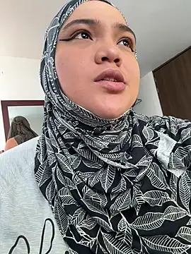 sweetmuslim01 online show from 03-14-26, 04:24