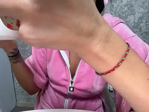 Angelinaa19 online show from 11-23-25, 04:28