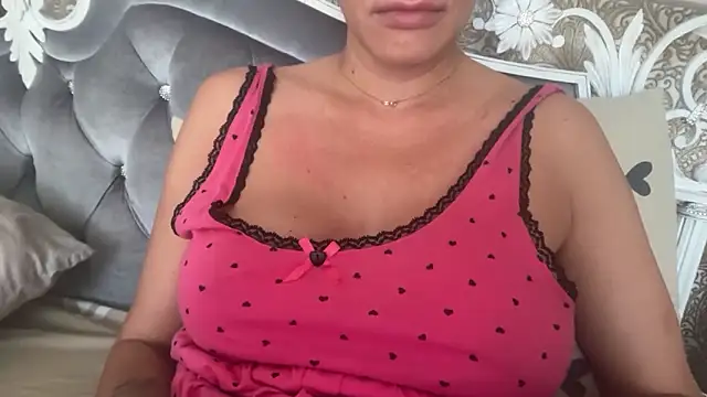 Angelinaa19 online show from 02-09-26, 09:51