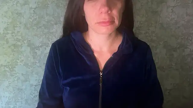 Angelinaa19 online show from 05-06-26, 06:06