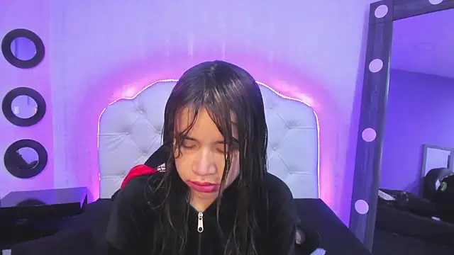 Snapshot of Hot_Barbie_Poku2 chatting on 11-13-25, 04:44 Hot Barbie Poku2 online show from 11-13-25, 04:44