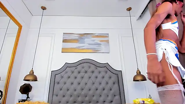 RosaliaMontero online show from 04-15-26, 08:20