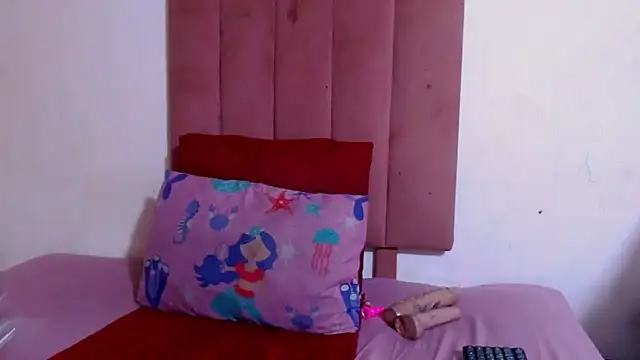 Nikistickyxx25 online show from 04-12-26, 10:07