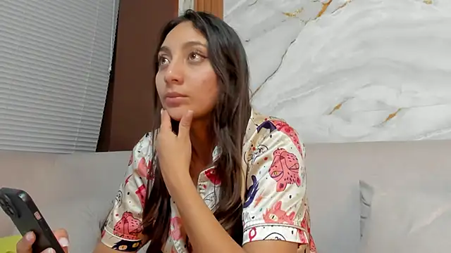 LilyGarcia online show from 06-15-26, 02:23