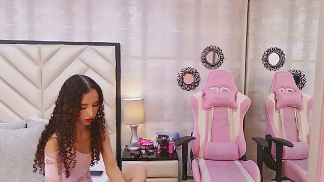 EimySanchez online show from 02-10-26, 07:35