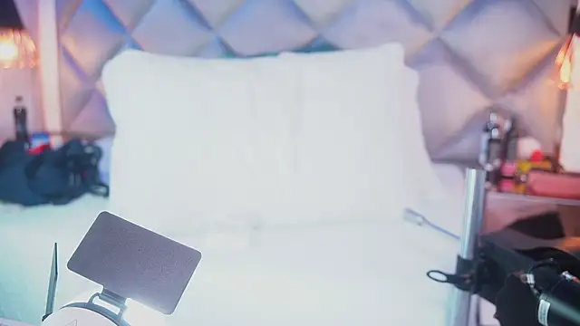 crystal gilton online show from 04-06-26, 07:04