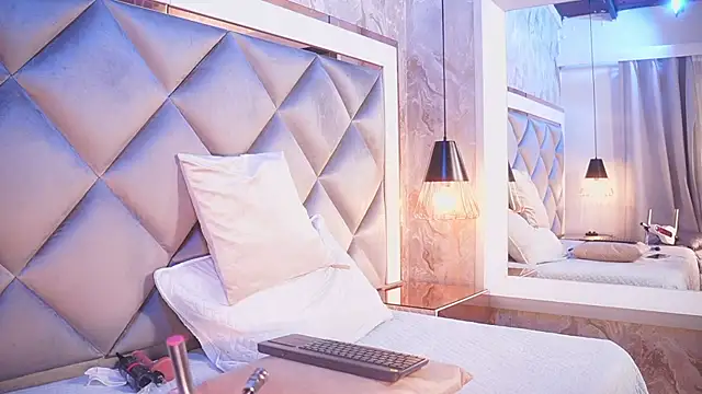 crystal gilton online show from 02-19-26, 07:11