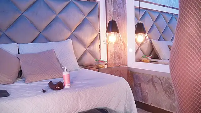 crystal gilton online show from 03-27-26, 07:04