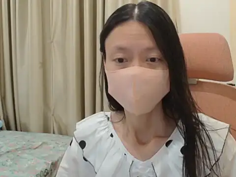 Lil-Cherries online show from 01-17-26, 01:47