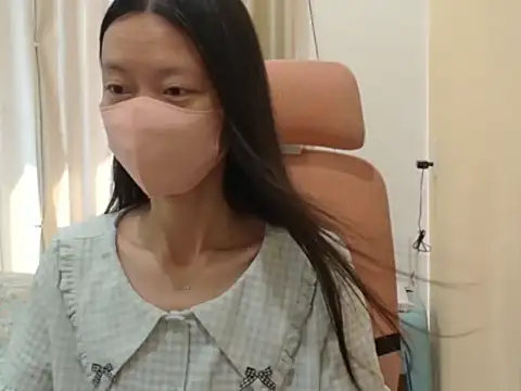 Lil-Cherries online show from 01-09-26, 03:35