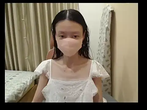Lil-Cherries online show from 05-14-26, 01:08