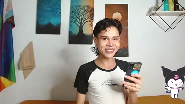 Snapshot of nicolai_a chatting on 05-01-26, 04:56 nicolai a online show from 05-01-26, 04:56