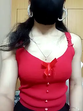 Snapshot of Fairy_Pie chatting on 02-14-26, 04:40 Fairy Pie online show from 02-14-26, 04:40