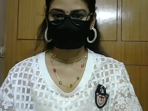 Fairy Pie online show from 04-04-26, 07:42