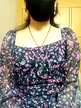 Snapshot of Fairy_Pie chatting on 02-05-26, 05:31 Fairy Pie online show from 02-05-26, 05:31