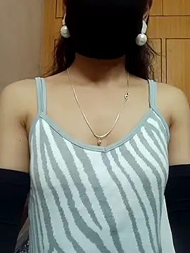 Snapshot of Fairy_Pie chatting on 02-16-26, 05:33 Fairy Pie online show from 02-16-26, 05:33