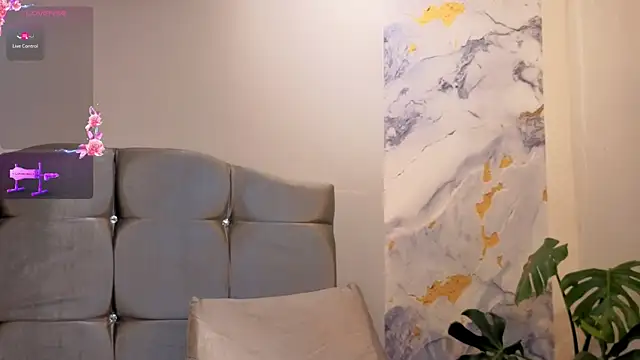 Un Sluttyy online show from 06-30-26, 11:32