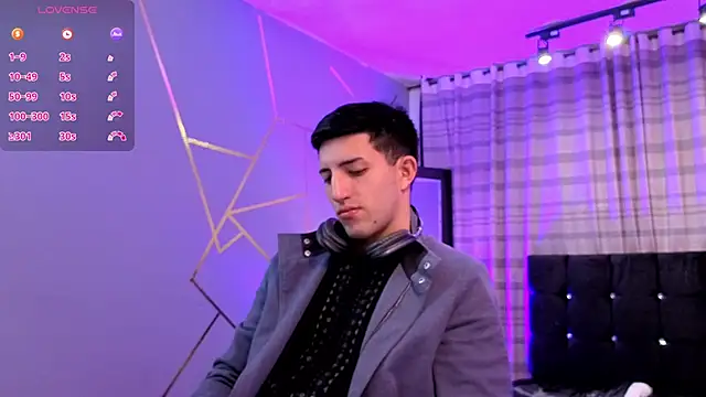 Un Sluttyy online show from 12-03-25, 11:31