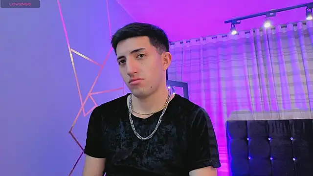 Un Sluttyy online show from 12-17-25, 11:48