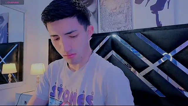 Un Sluttyy online show from 04-09-26, 11:27